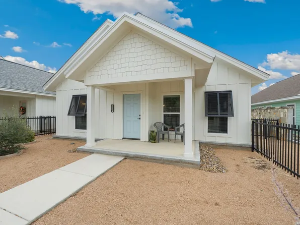 1368 Dexters Place #1, New Braunfels, TX 78130