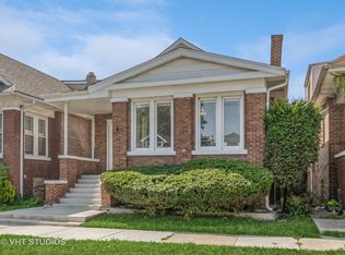 8232 S Kenwood Ave, Chicago, IL