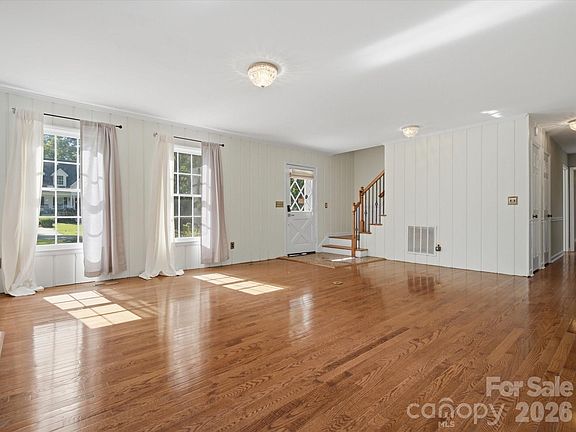 4th image of 6737 Harrison Rd