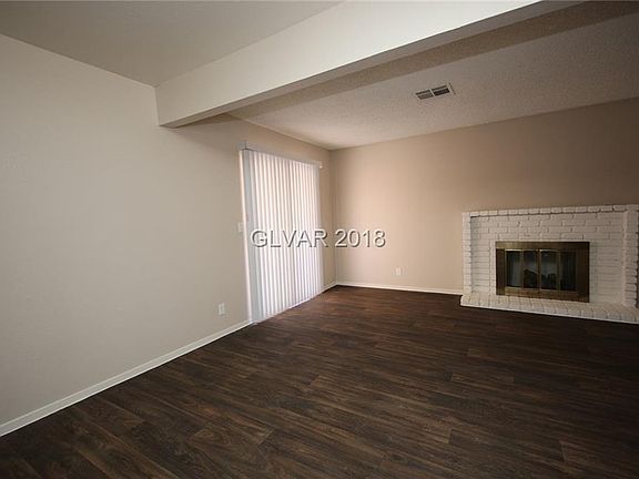 3rd image of 804 Sportsman Dr