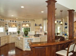 16345 Southview Ct, Redding, CA 96001