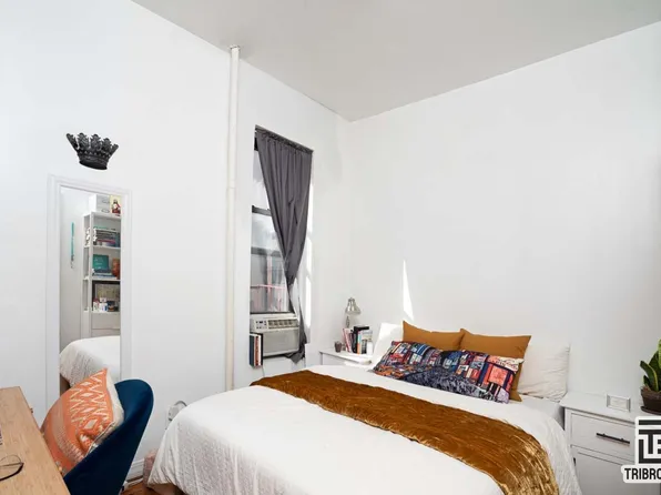 1970 3rd Avenue image 1 of 7