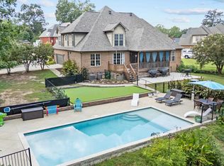4723 Crestview Dr, Gardendale, AL 35071