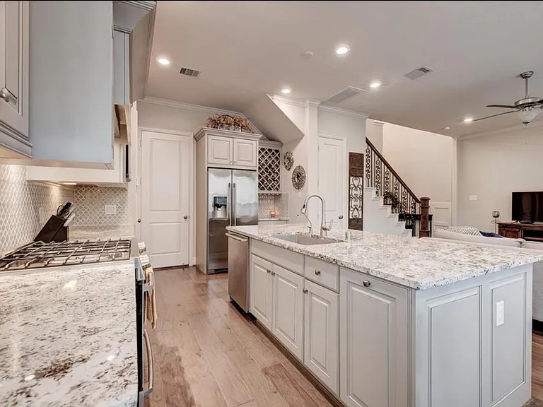 155 Skybranch Dr — Photo 7