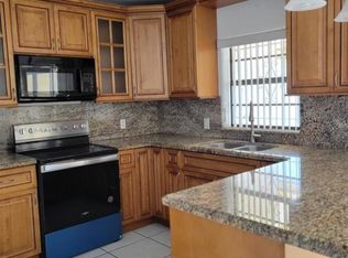 15504 Sharpecroft Dr #0, Hialeah, FL 33014