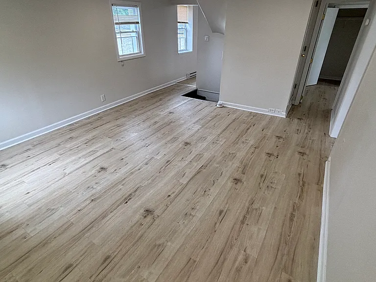 1354 New London Rd #C — Photo 7
