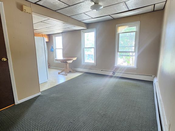 4th image of 146 W Dorrance St #2F