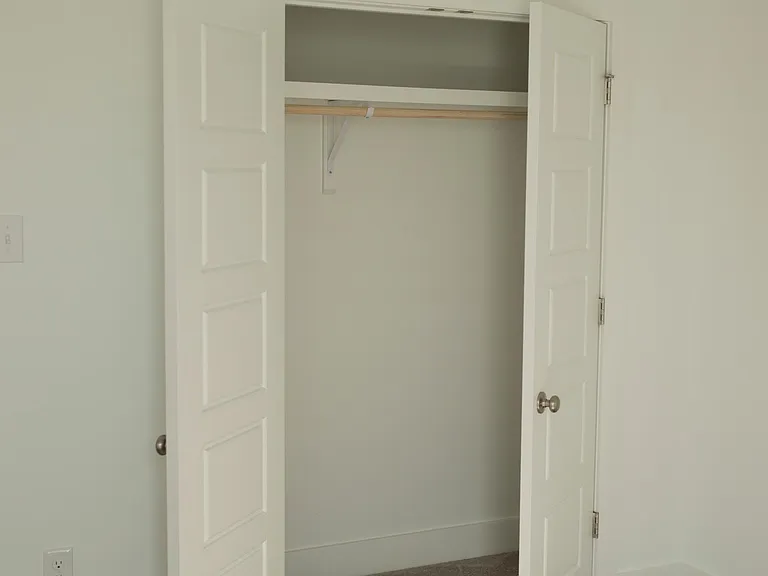 5829 Lake Shelf Dr — Photo 10