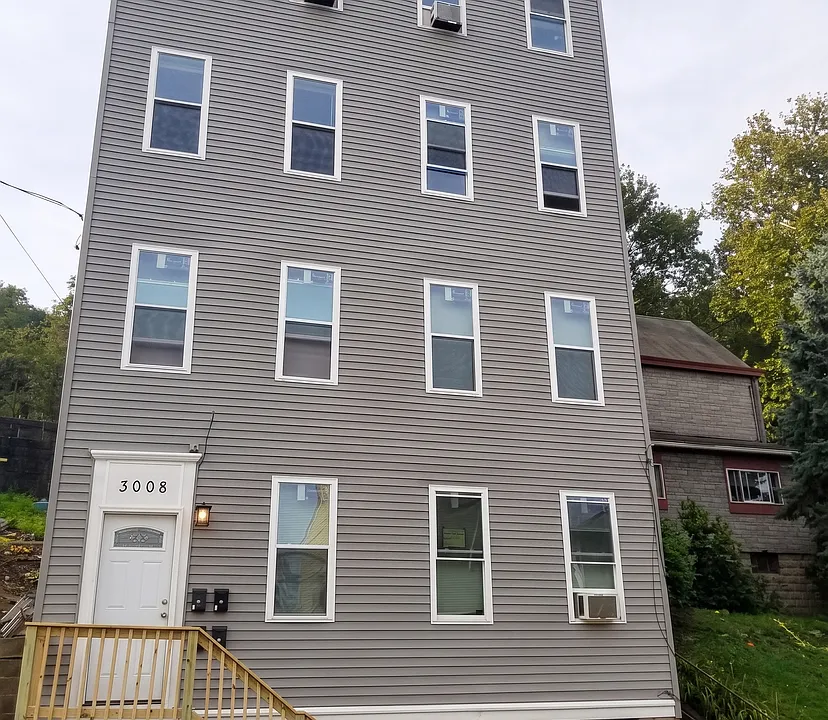 3008 Paulowna Street