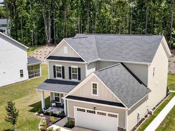 3rd image of 75 Venture Ct