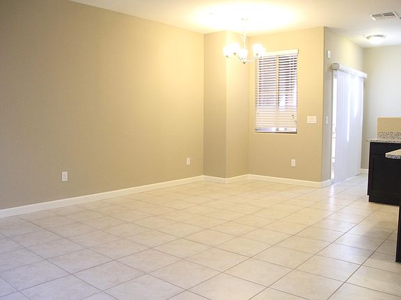 4th image of 240 W Juniper Ave Unit 1123