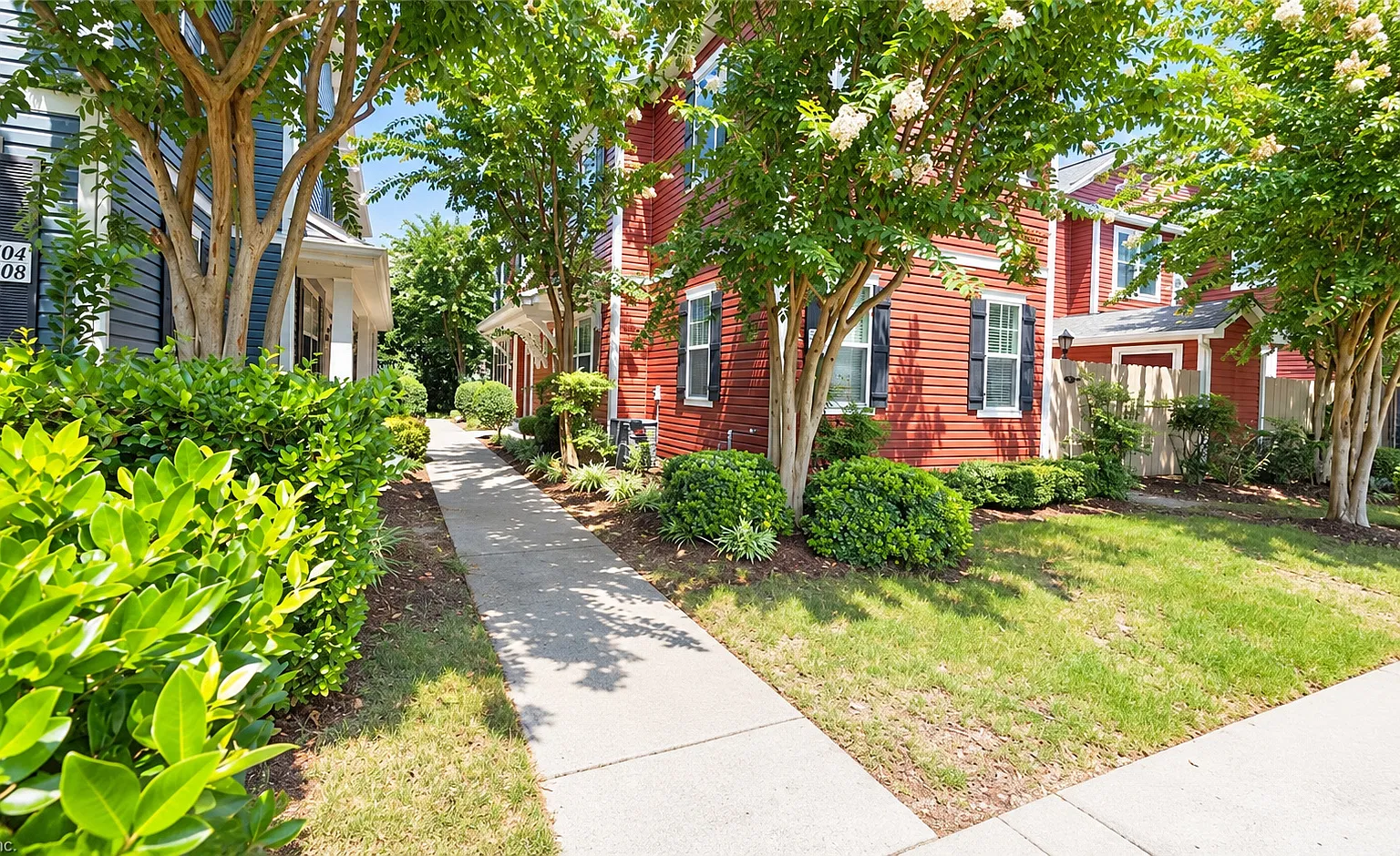 2 bed, 1870 sqft, $2,500 — Photo 1
