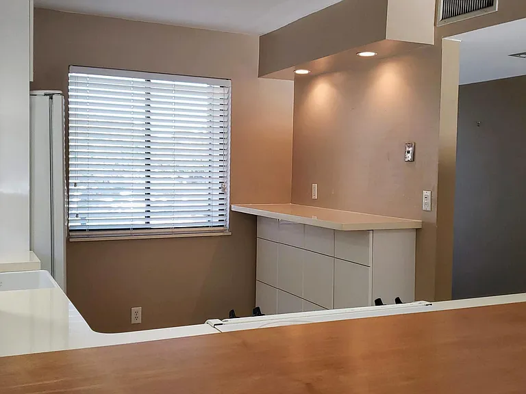 331 Lakeview Dr #206 — Photo 18