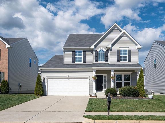 3rd image of 9217 Wood Creek Cir