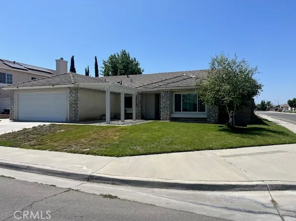 2064 Albany Ct, San Jacinto, CA 92582