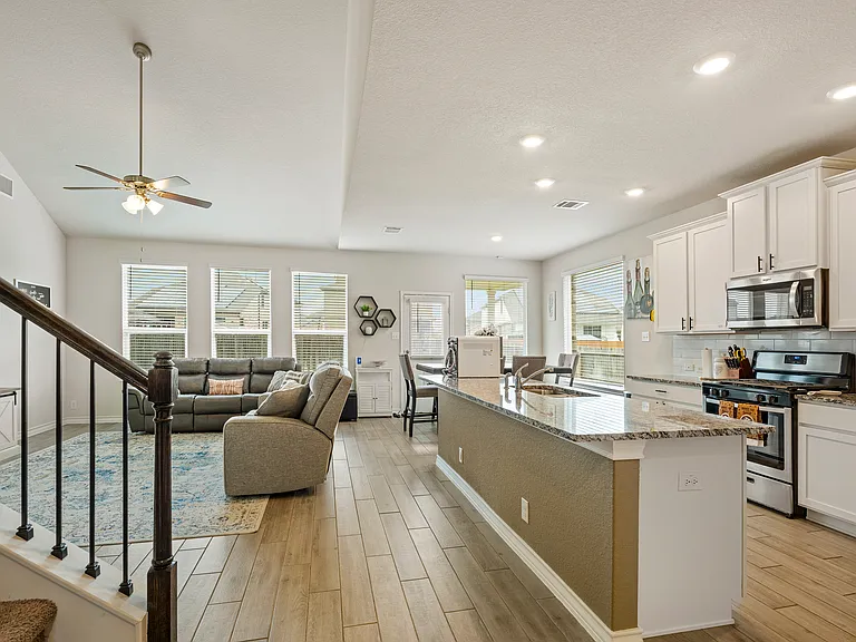 512 Steele Shallows — Photo 14
