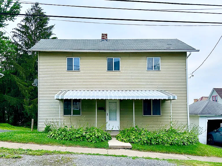 1208 Williams St — Photo 1