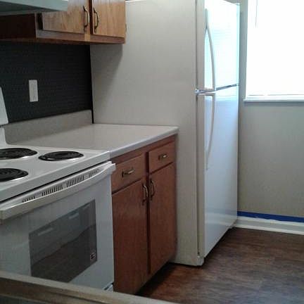 4th image of 435 Hillside Dr APT 5