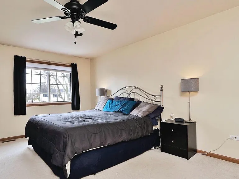402 S Frontenac St — Photo 12