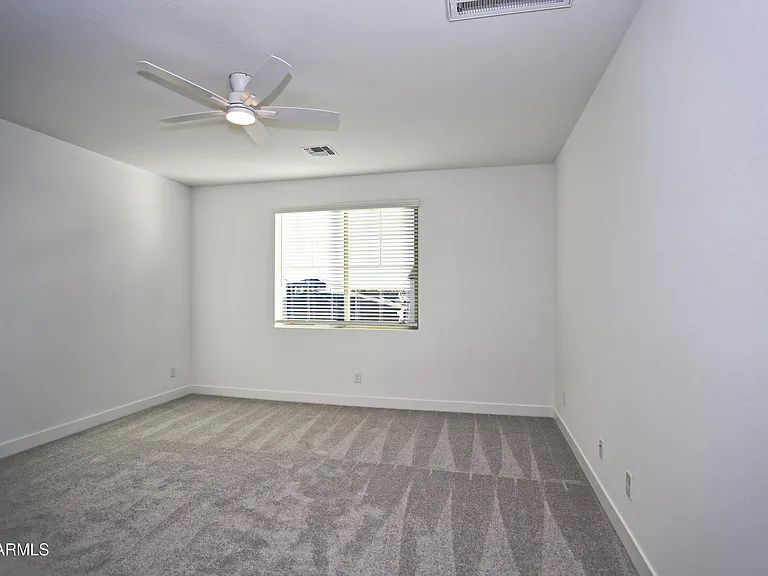 773 W Lark Dr — Photo 19