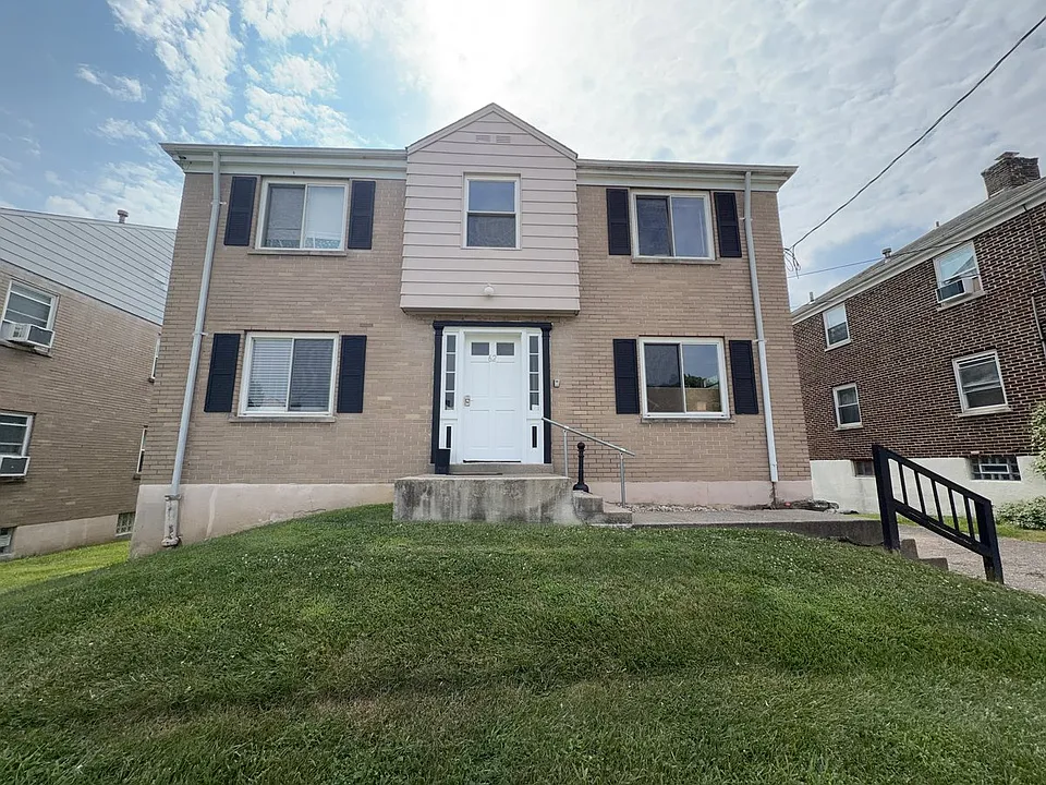 62 Gorman Ln #A