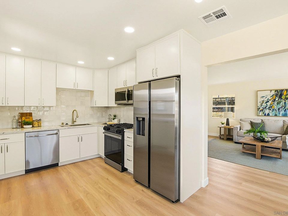 1st image of 12043 Gay Rio Dr