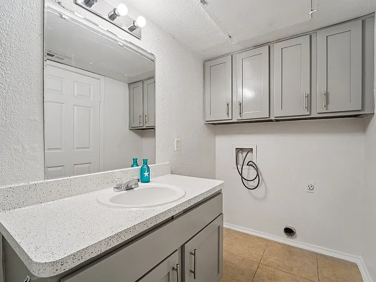Crosby at Westchase Apartments — Photo 68