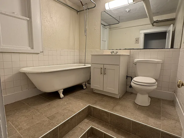 17 Barrows St — Photo 8