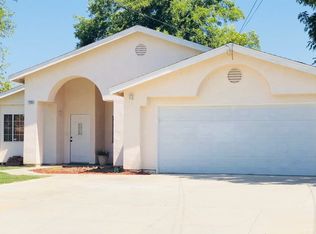 1135 W 11th St, Pomona, CA 91766
