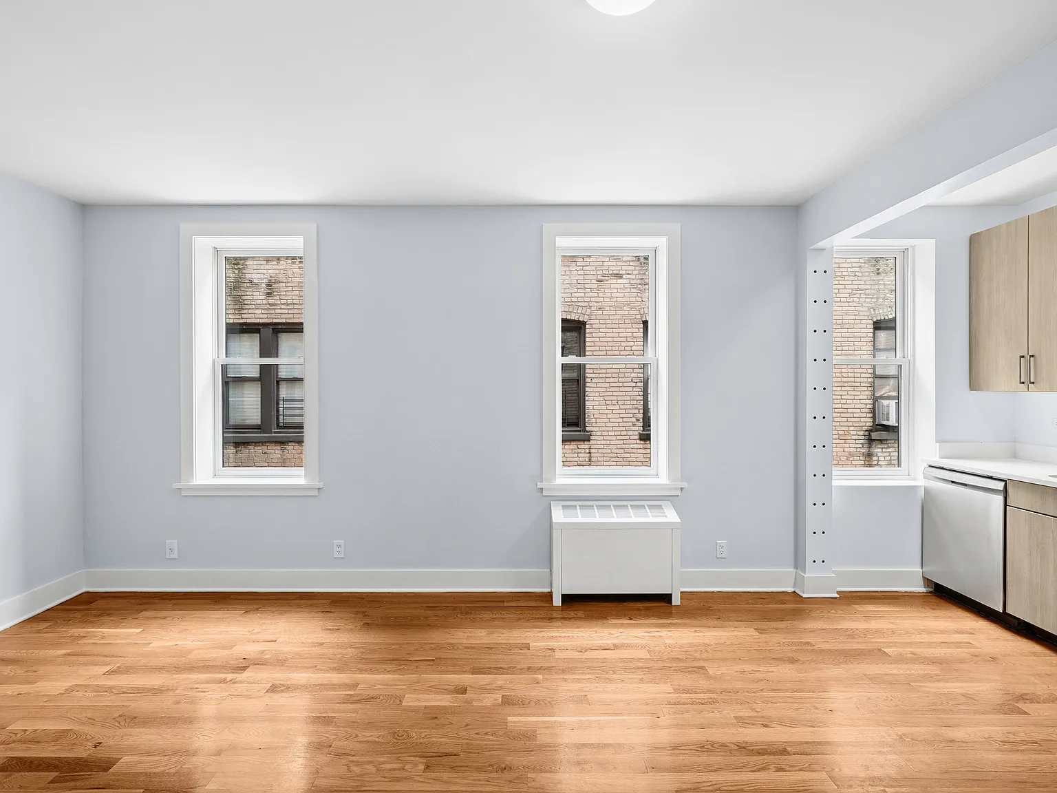 2175 Cedar Avenue — Photo 3