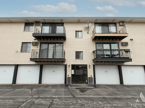 10323 S Mayfield Ave, Oak Lawn, IL 60453