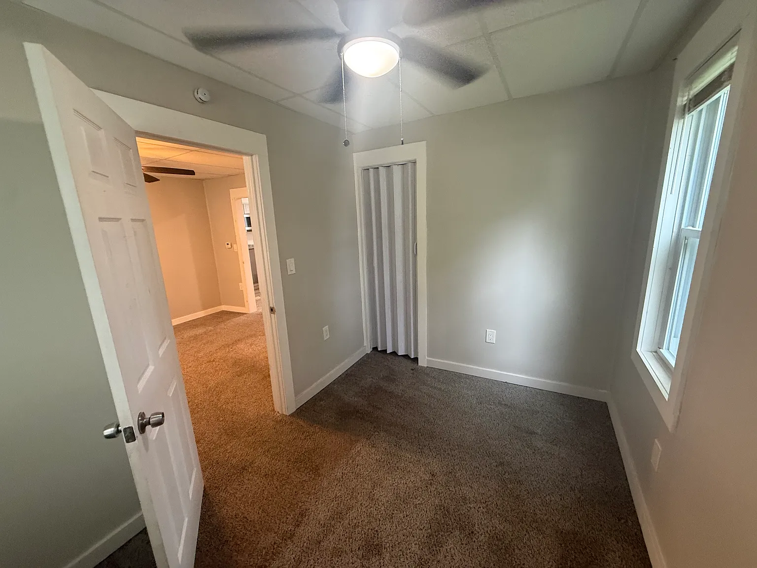 2 bed, 975 sqft, $1,500 — Photo 2