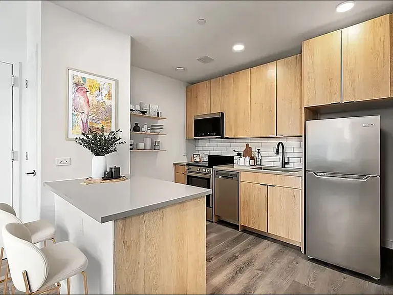 1856 Park Ave #18H — Photo 1
