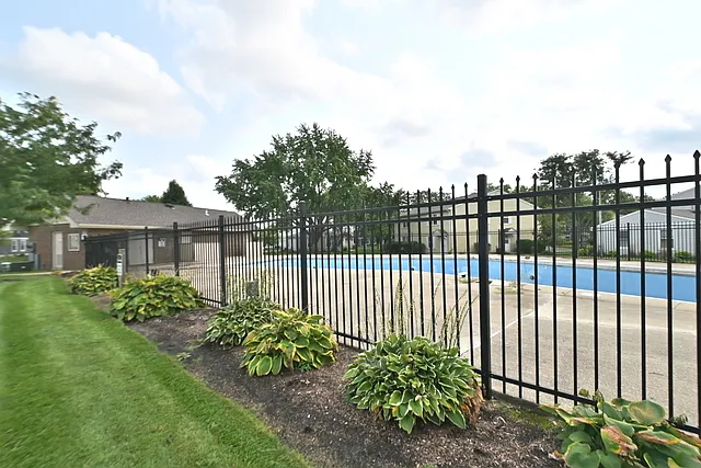 242 Harvest Ct — Photo 14