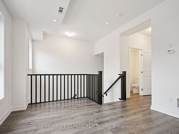 3rd image of 57 Great Falls Blvd