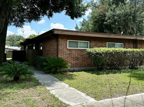 2815 Searchwood Dr, Jacksonville, FL 32277
