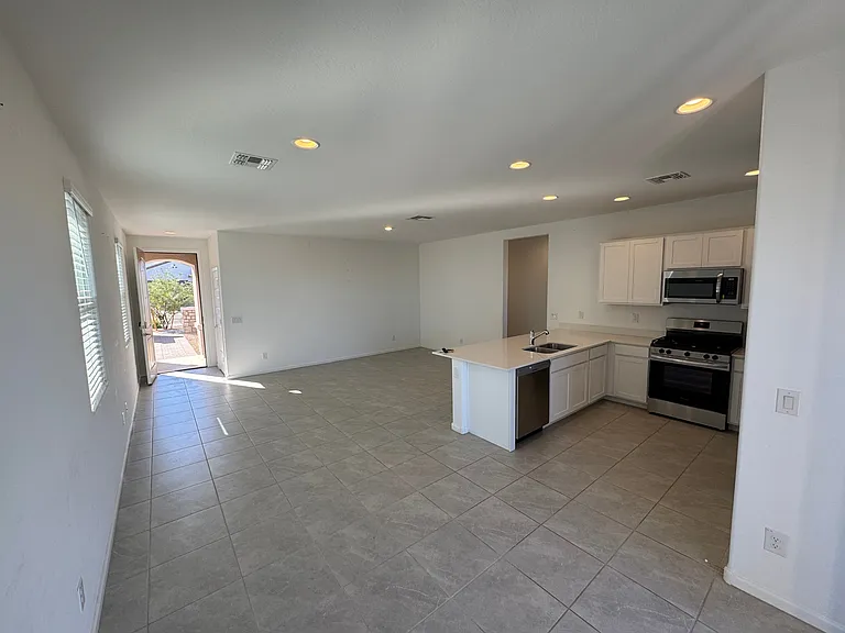 11040 W Atlantis Way — Photo 10