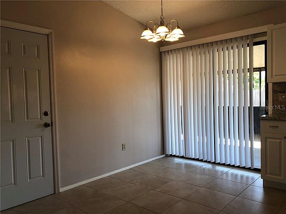 4th image of 1207 Hawley Ct