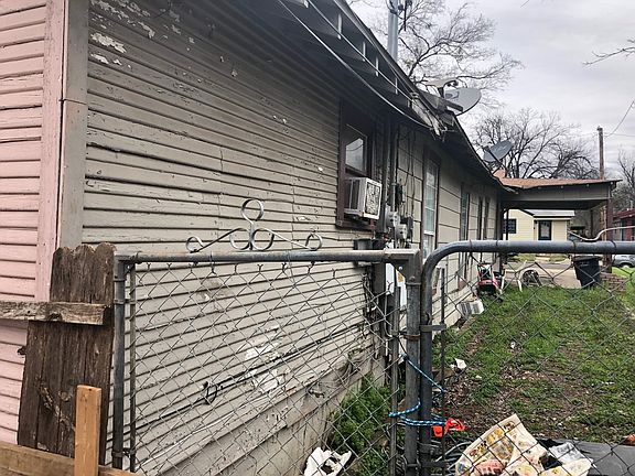 2nd image of 1042 E Richmond Ave