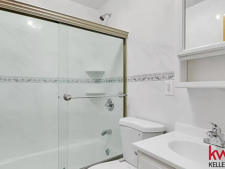 59-06 Catalpa Ave #3 — Photo 5