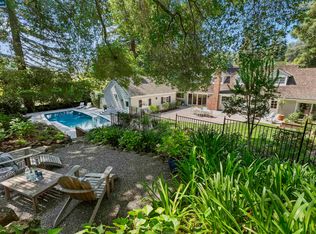 130 Amber Valley Dr, Orinda, CA 94563