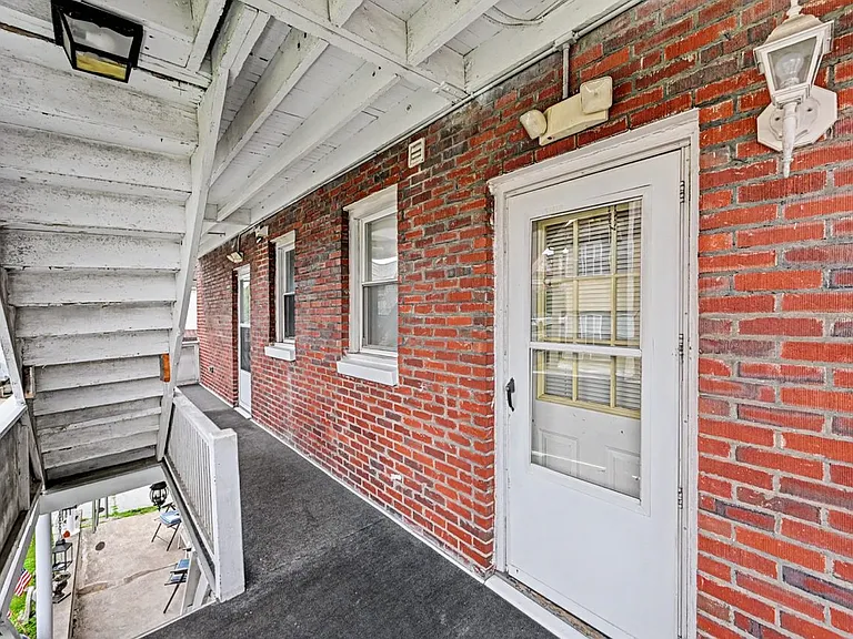 531 S Irving Ave #4 — Photo 22
