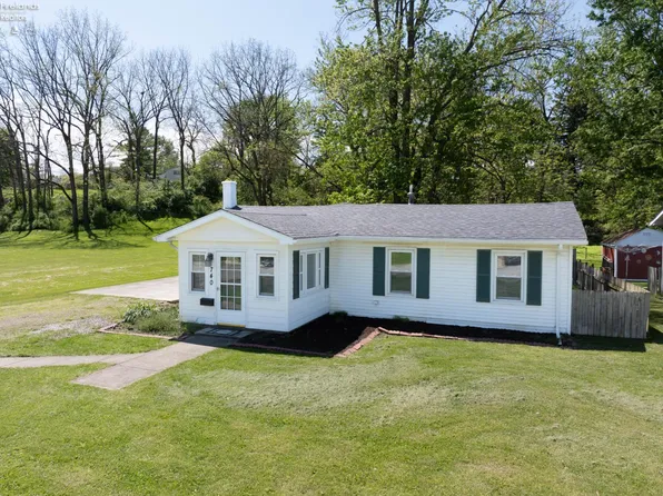 740 N Wood St, Fremont, OH 43420