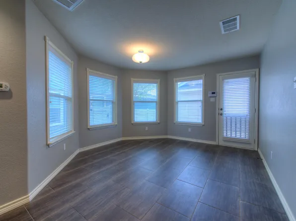 712 Alamo Plaza Dr, Cedar Park, TX 78613