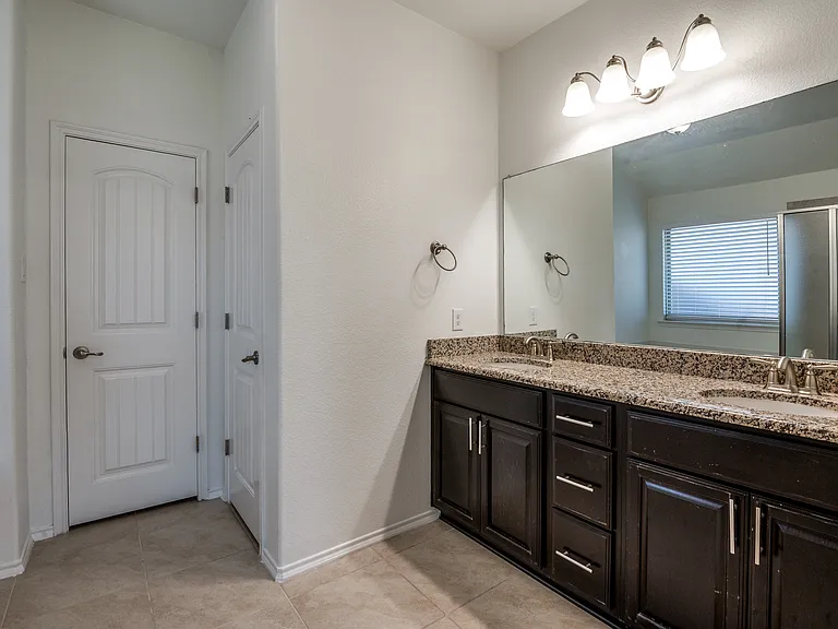 112 Mount Olive Ave — Photo 18