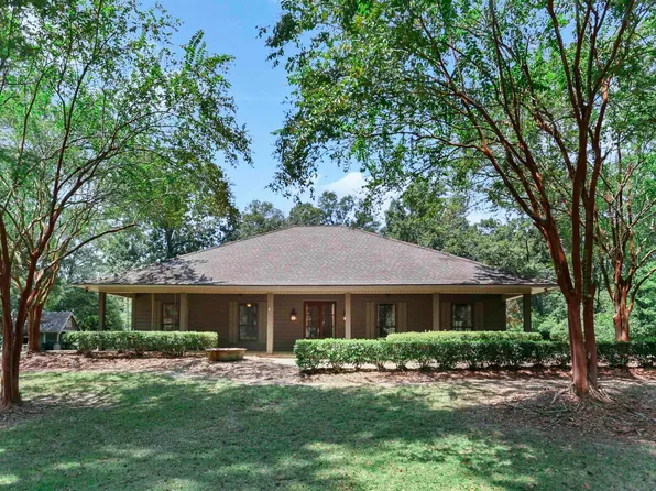 5107 Daniel Porche Rd, Saint Francisville, LA 70775