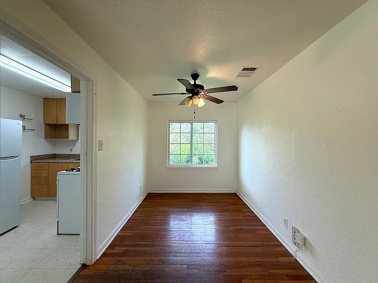 3305 Merrie Lynn Ave — Photo 3