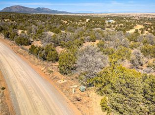 37 Snowflake Trl, Edgewood, NM 87015