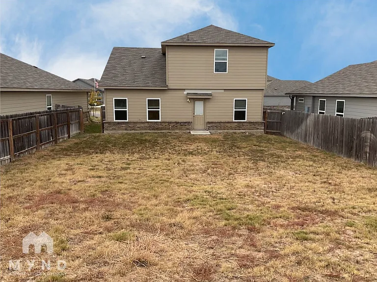 7427 Twin Pine Ct — Photo 20