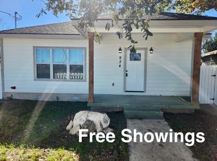 934 Sherman St, San Antonio, TX 78202